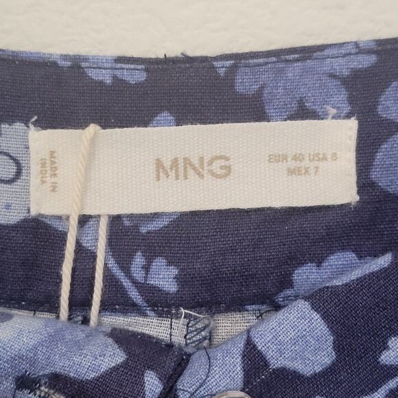 MNG Sz 8 Palermo 330 Shorts Floral Blue Linen Cotton Coastal Beachy Vacation NWT - Picture 4 of 12